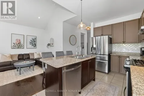 19 Cameron Street Springwater (centre Vespra) ON L9X 0S6