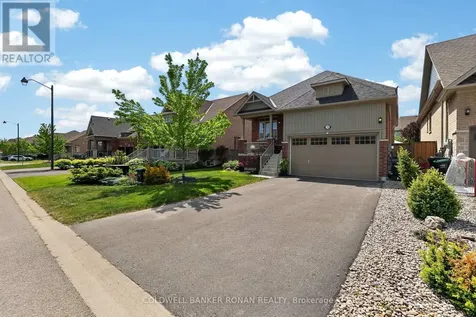 19 Cameron Street Springwater (centre Vespra) ON L9X 0S6