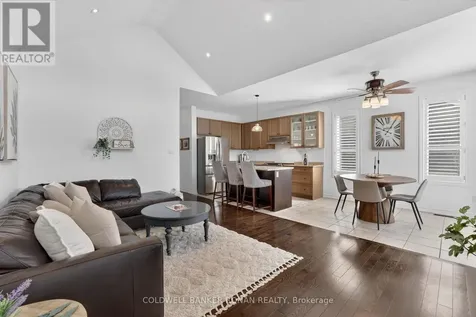 19 Cameron Street Springwater (centre Vespra) ON L9X 0S6