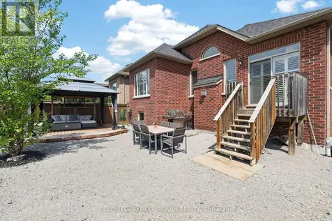 19 Cameron Street Springwater (centre Vespra) ON L9X 0S6