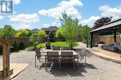 19 Cameron Street Springwater (centre Vespra) ON L9X 0S6