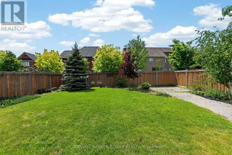 19 Cameron Street Springwater (centre Vespra) ON L9X 0S6