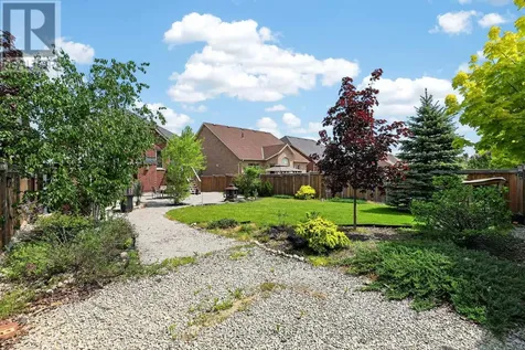 19 Cameron Street Springwater (centre Vespra) ON L9X 0S6