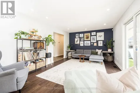 174 Lloydalex Crescent Ottawa ON K0A 1L0