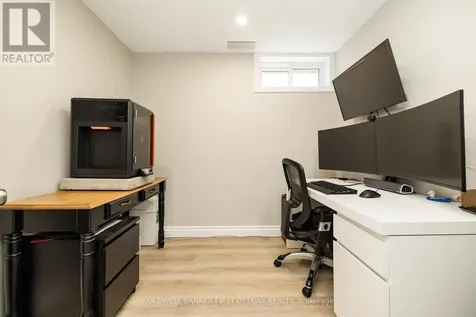 174 Lloydalex Crescent Ottawa ON K0A 1L0