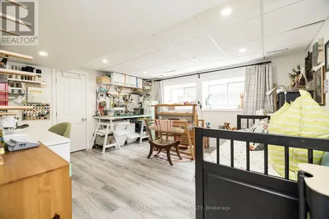 174 Lloydalex Crescent Ottawa ON K0A 1L0