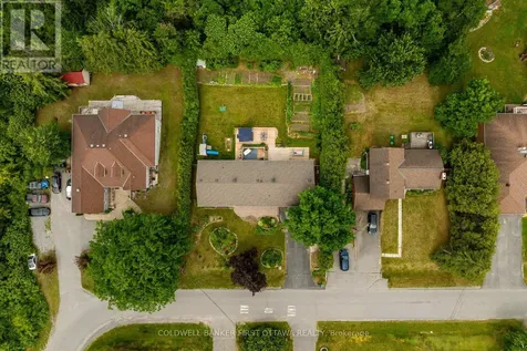 174 Lloydalex Crescent Ottawa ON K0A 1L0