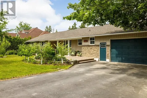 174 Lloydalex Crescent Ottawa ON K0A 1L0