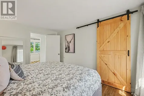 20 Lavina Crescent Ottawa ON K2H 7P2