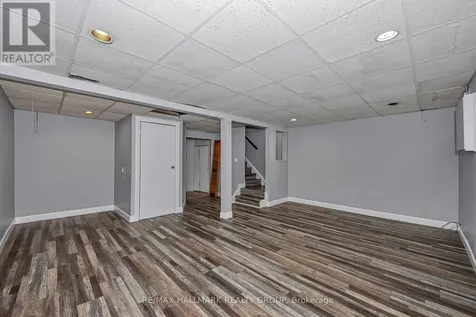 820 Cahill Drive West Ottawa ON K1V 9K4