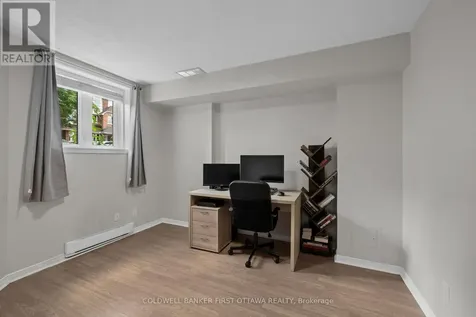 386 Briston Private Ottawa ON K1G 5R3