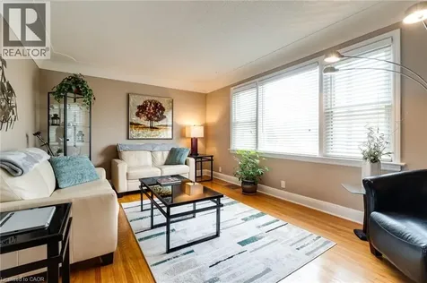 43 Brick Street Kitchener ON N2H 3L2