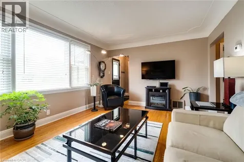 43 Brick Street Kitchener ON N2H 3L2