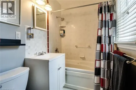 43 Brick Street Kitchener ON N2H 3L2