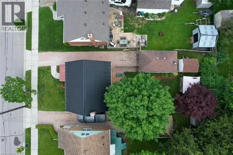 43 Brick Street Kitchener ON N2H 3L2