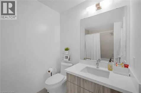 2007 James Street Burlington ON L7R 0G7