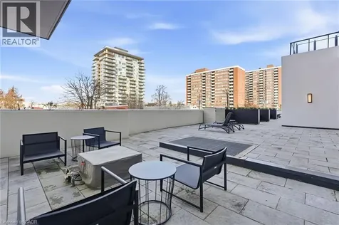 2007 James Street Burlington ON L7R 0G7