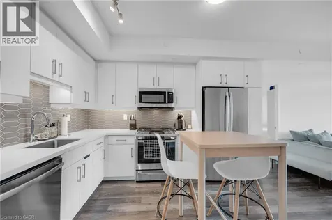 2007 James Street Burlington ON L7R 0G7