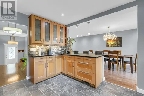 62 Northpark Drive Ottawa ON K1B 3R8