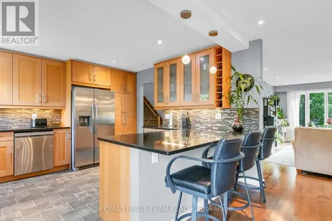 62 Northpark Drive Ottawa ON K1B 3R8