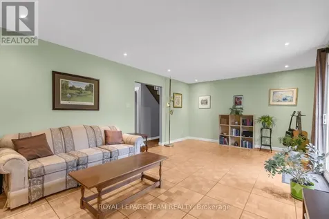 62 Northpark Drive Ottawa ON K1B 3R8
