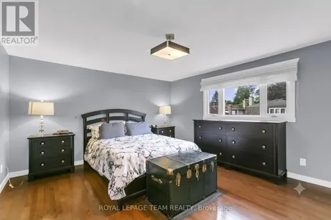 62 Northpark Drive Ottawa ON K1B 3R8