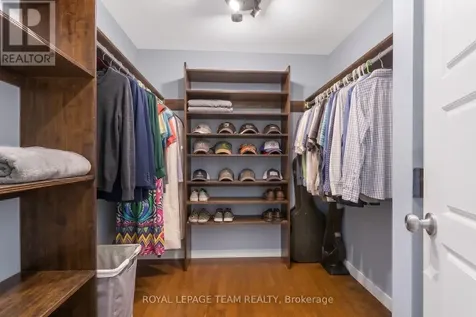 62 Northpark Drive Ottawa ON K1B 3R8