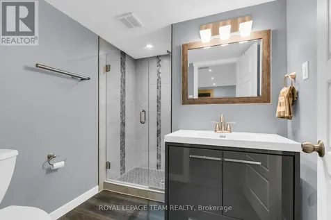 62 Northpark Drive Ottawa ON K1B 3R8