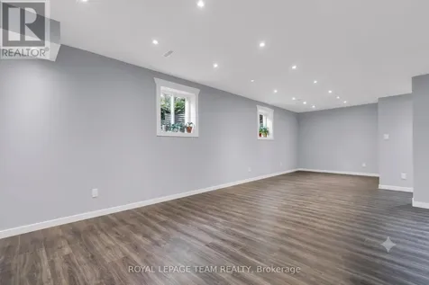 62 Northpark Drive Ottawa ON K1B 3R8