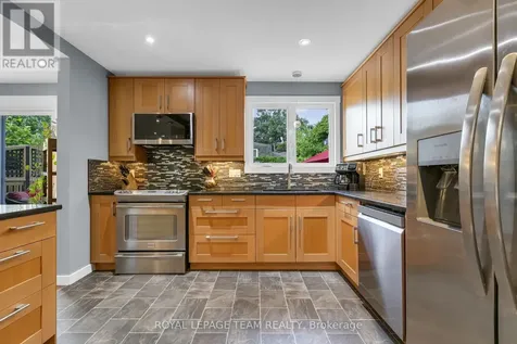 62 Northpark Drive Ottawa ON K1B 3R8