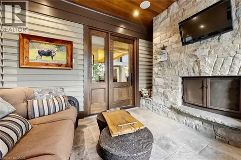 344 Mountain Brow Road Waterdown ON L7P 5A3