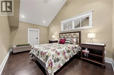 344 Mountain Brow Road Waterdown ON L7P 5A3