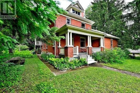 135 Elgin Street North Cambridge ON N1R 5H6