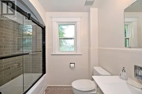 135 Elgin Street North Cambridge ON N1R 5H6