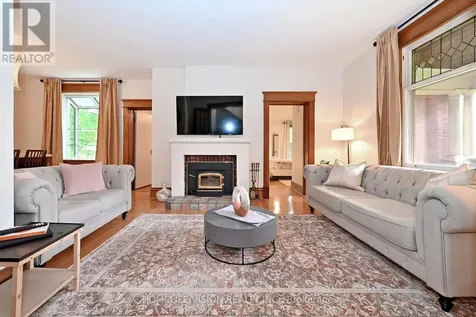 135 Elgin Street North Cambridge ON N1R 5H6