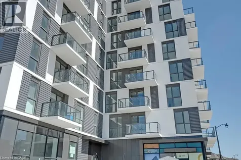 335 Wheat Boom Drive Oakville ON L6H 7Y1