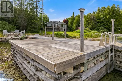 119 Pine Tree Harbour Road Northern Bruce Peninsula ON N0H 1Z0