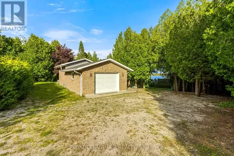 119 Pine Tree Harbour Road Northern Bruce Peninsula ON N0H 1Z0