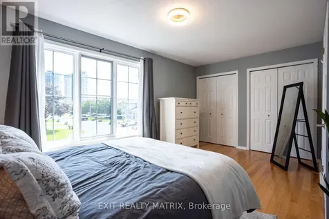 4620 Ogilvie Walk Crescent Ottawa ON K1J 1G7
