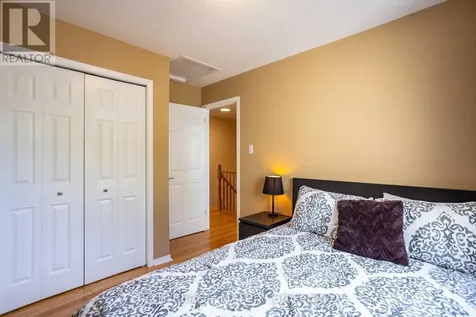 4620 Ogilvie Walk Crescent Ottawa ON K1J 1G7