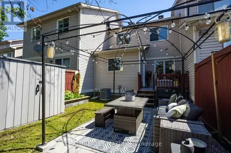 4620 Ogilvie Walk Crescent Ottawa ON K1J 1G7