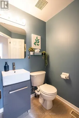 4620 Ogilvie Walk Crescent Ottawa ON K1J 1G7