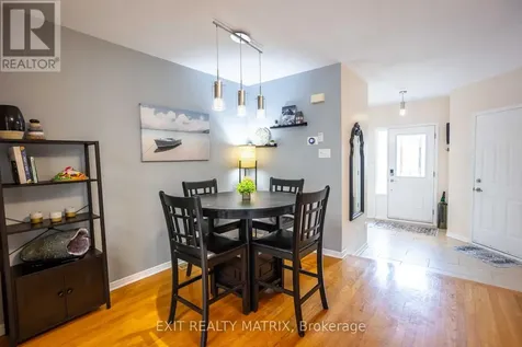 4620 Ogilvie Walk Crescent Ottawa ON K1J 1G7