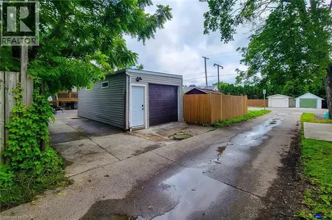 58 East 22nd Street Hamilton ON L8V 2V3