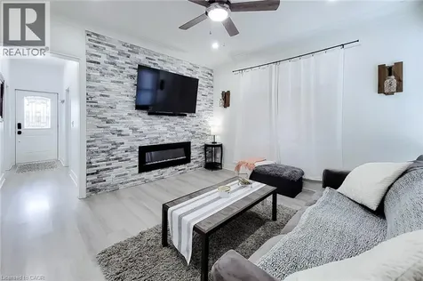 58 East 22nd Street Hamilton ON L8V 2V3