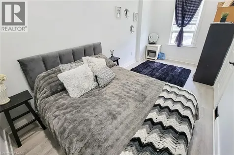 58 East 22nd Street Hamilton ON L8V 2V3