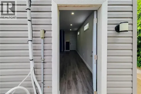 58 East 22nd Street Hamilton ON L8V 2V3