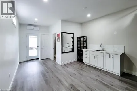 58 East 22nd Street Hamilton ON L8V 2V3
