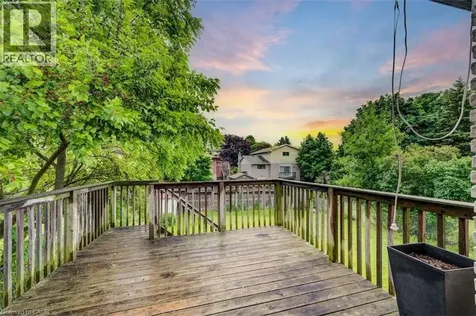 939 Strasburg Road Kitchener ON N2E 1T6