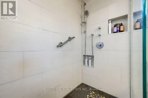 289 Du Grand Bois Avenue Ottawa ON K1E 2S8